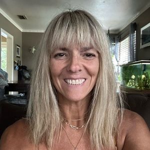 Meet your Posher, Betsy